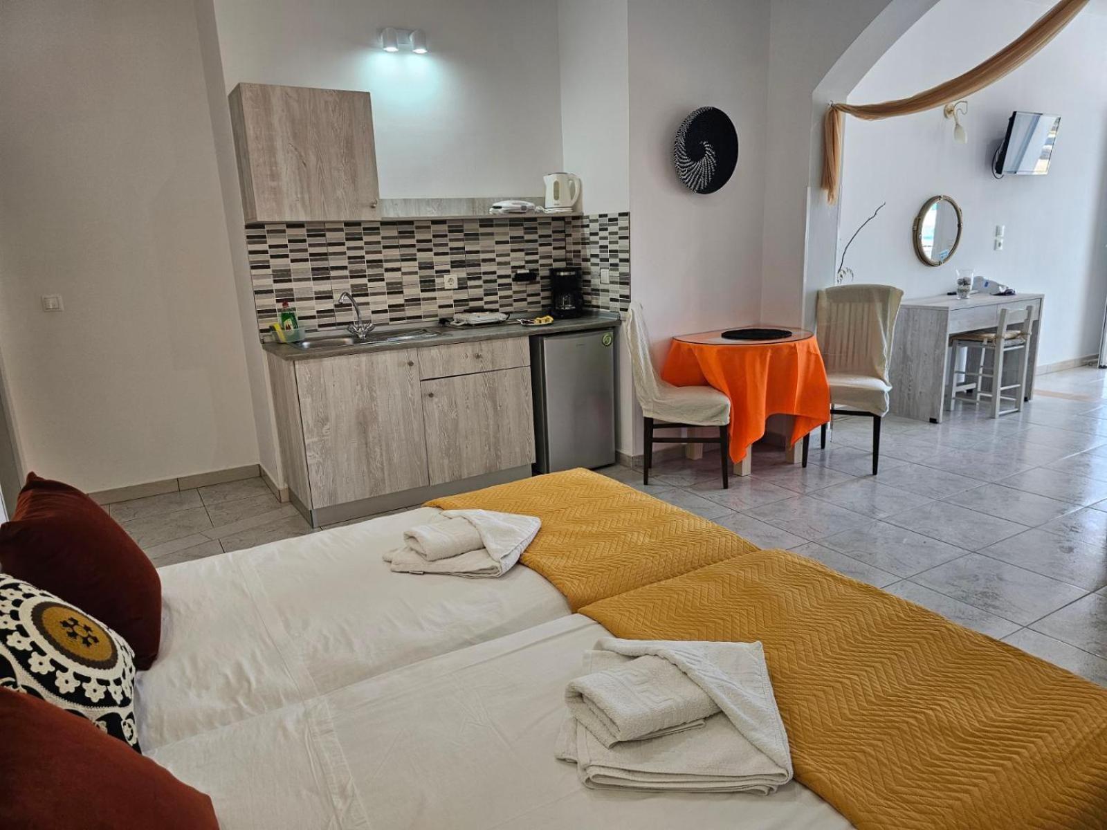 Apollonio Suites & Rooms Faliraki Rhodes Eksteriør billede